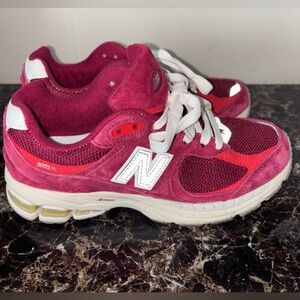 New Balance 2002R